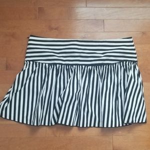 Striped mini skirt